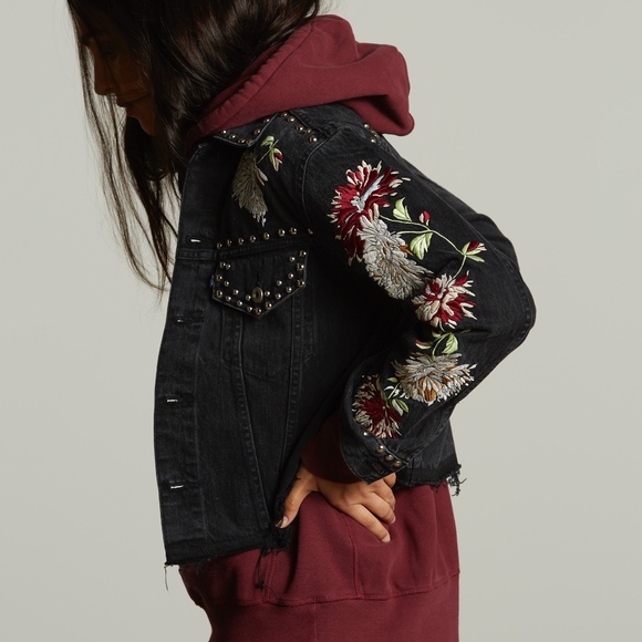 levi's embroidered jacket